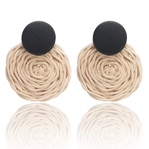 SPKK Jewelry - Natural hemp rattan rope & black earrings New
